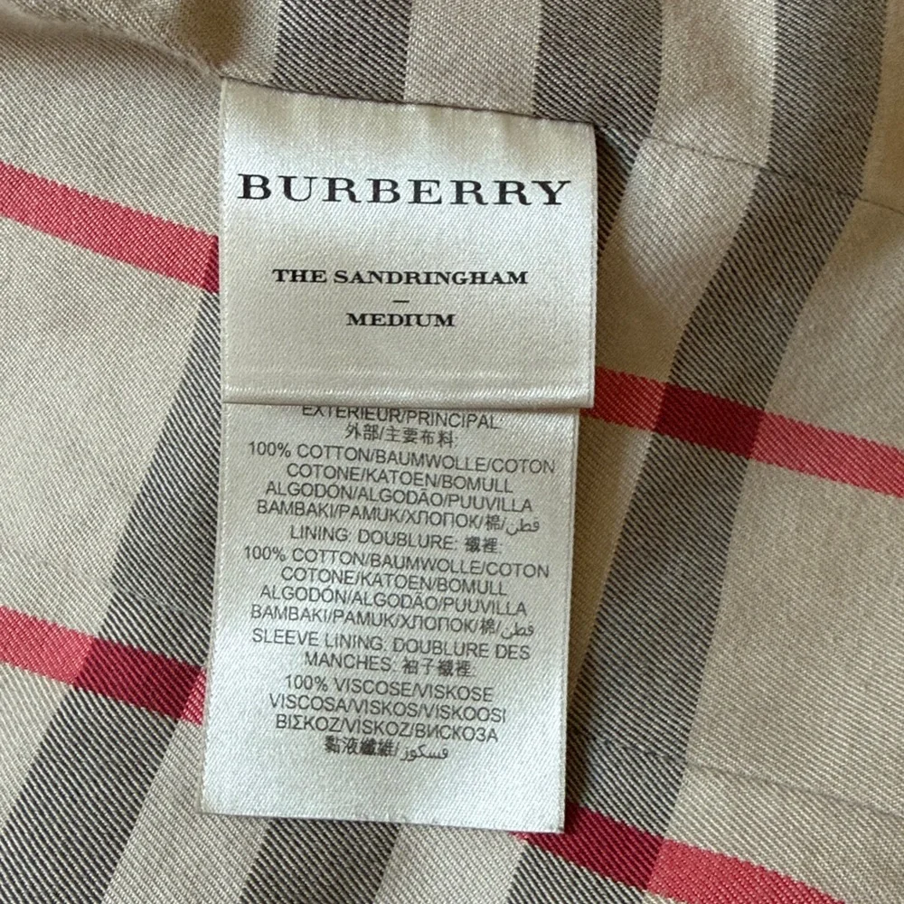 Burberry The Sandringham Trench Coat in Camel - Picture 8 of 10